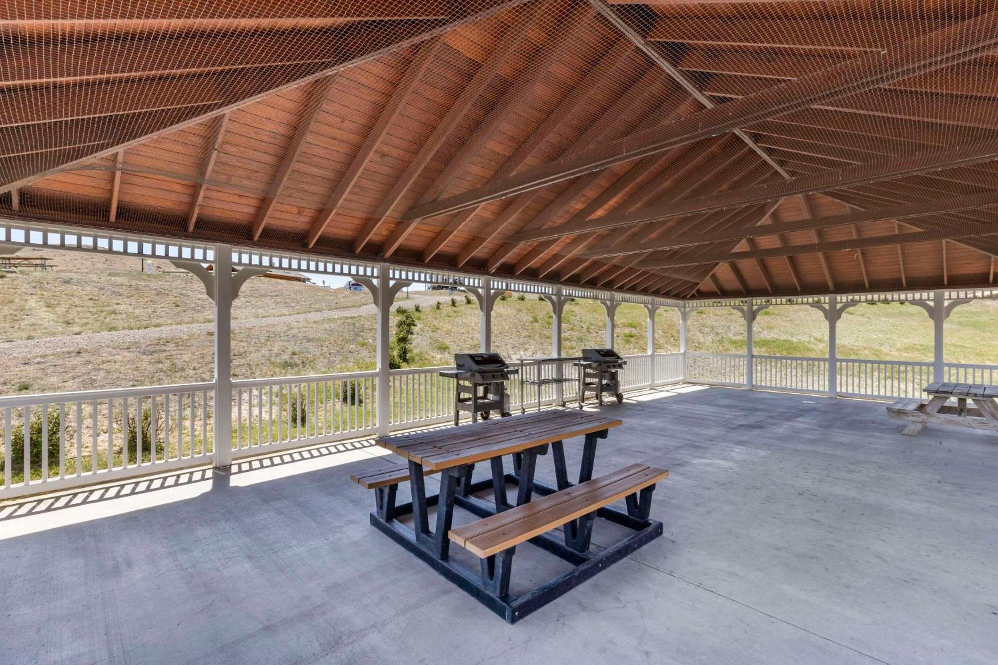 Comfort Inn & Suites Gateway To Glacier National Park Shelby Esterno foto
