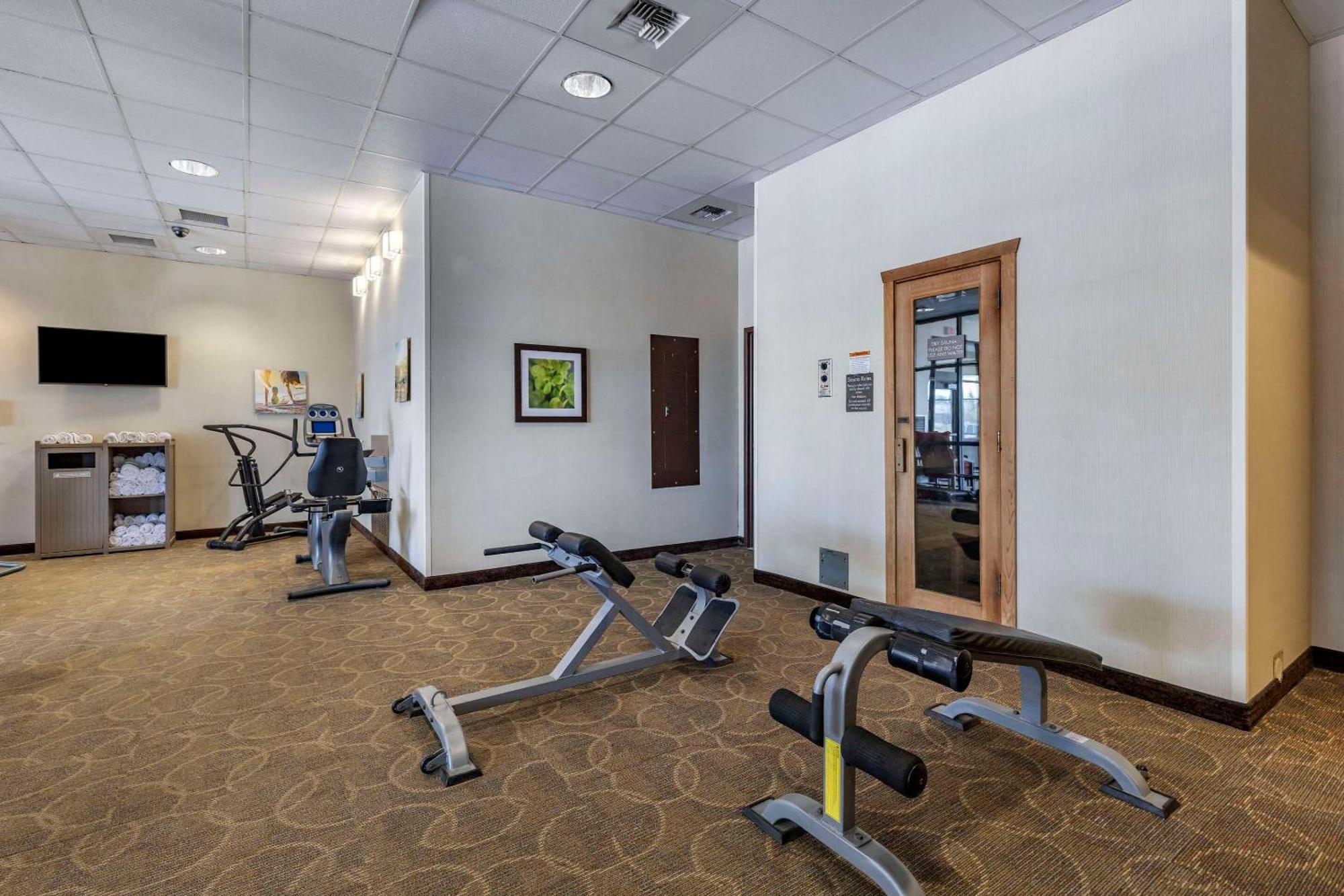 Comfort Inn & Suites Gateway To Glacier National Park Shelby Esterno foto