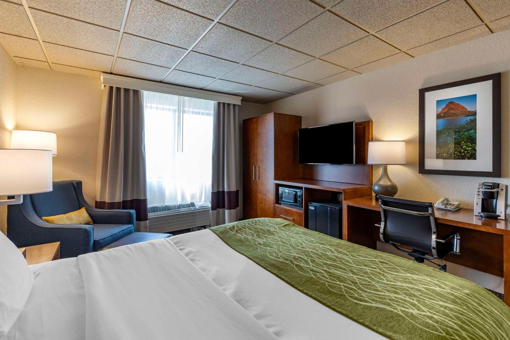 Comfort Inn & Suites Gateway To Glacier National Park Shelby Esterno foto